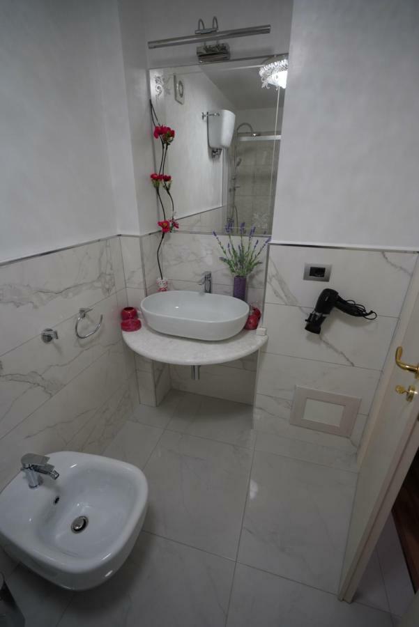 Residenza Vecchi Tempi Bed and Breakfast Vibo Valentia Buitenkant foto